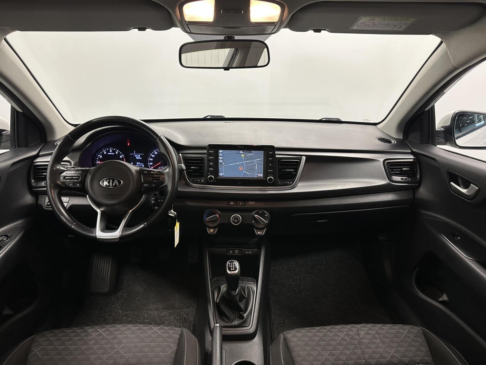 Kia Rio 1.0 TGDI ComfortPlusLine Navigator CAMERA CARPLAY NA, Voorwielaandrijving, Gebruikt, Euro 6, Met garantie (alle)