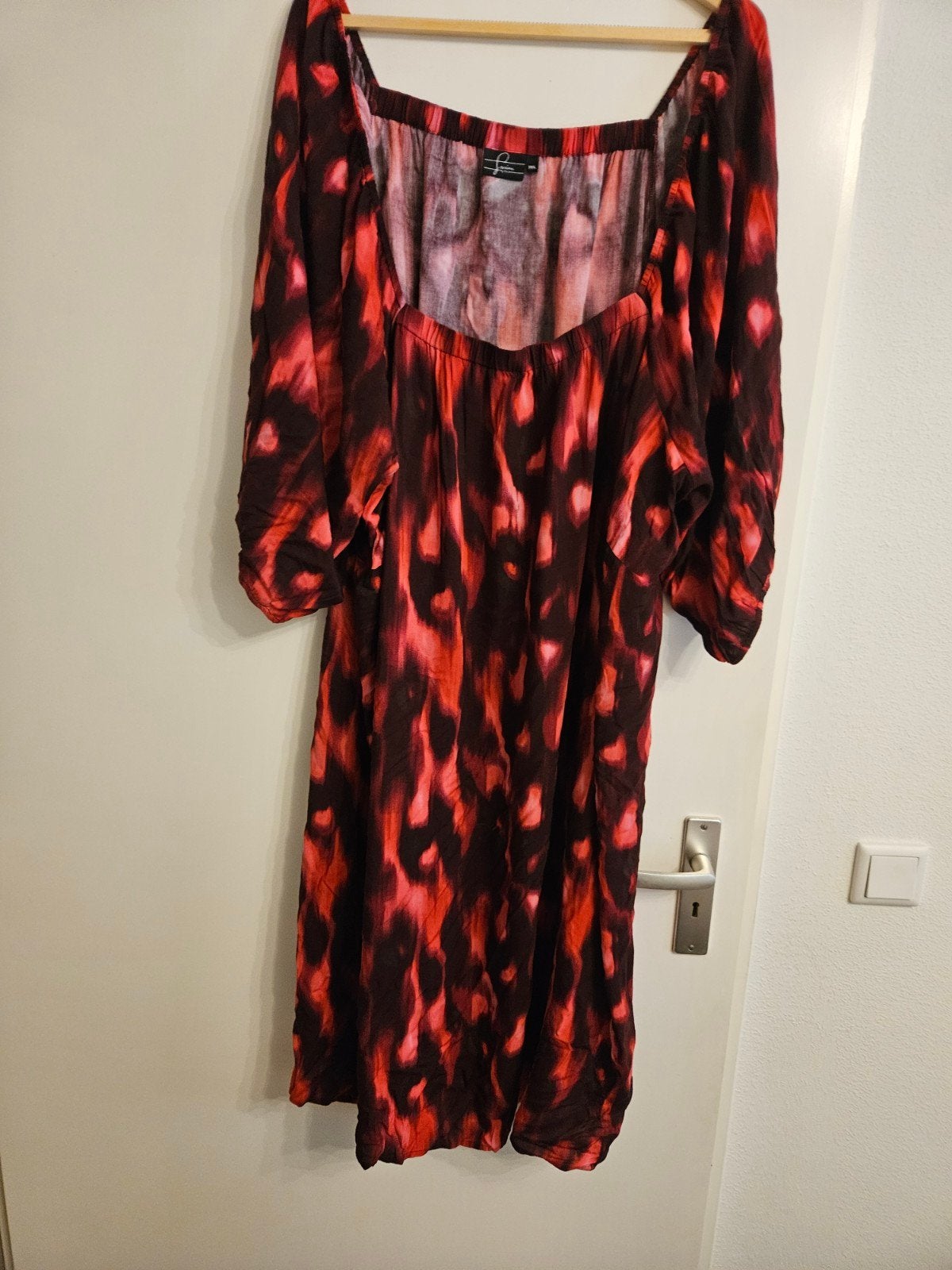 Jurk met abstracte print - Zizzi - Maat 62/64, Zizzi, Maat 46/48 (XL) of groter, Nieuw, Ophalen of Verzenden