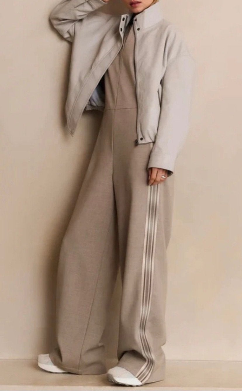 YaYa Jumpsuit Beige met Witte Strepen Maat M, Kleding | Dames, Jumpsuits, Ophalen of Verzenden, Zo goed als nieuw, Maat 38/40 (M)