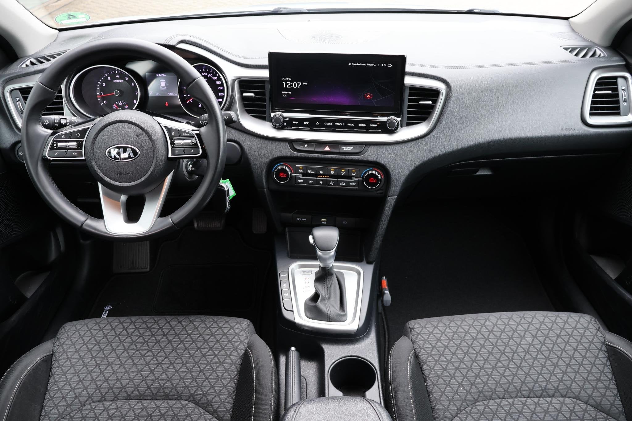 Kia Ceed 1.4 DynamicLine 1e Eigenaar | NAP | BTW | Volledig, Auto's, Dealer onderhouden, Stof, Euro 6, 4 cilinders