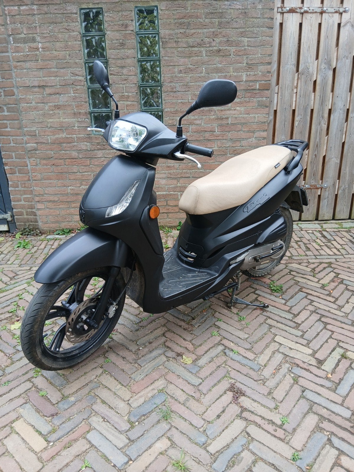 peugeot tweet.bromscooter., Ophalen of Verzenden, Gebruikt, Benzine, Overige modellen