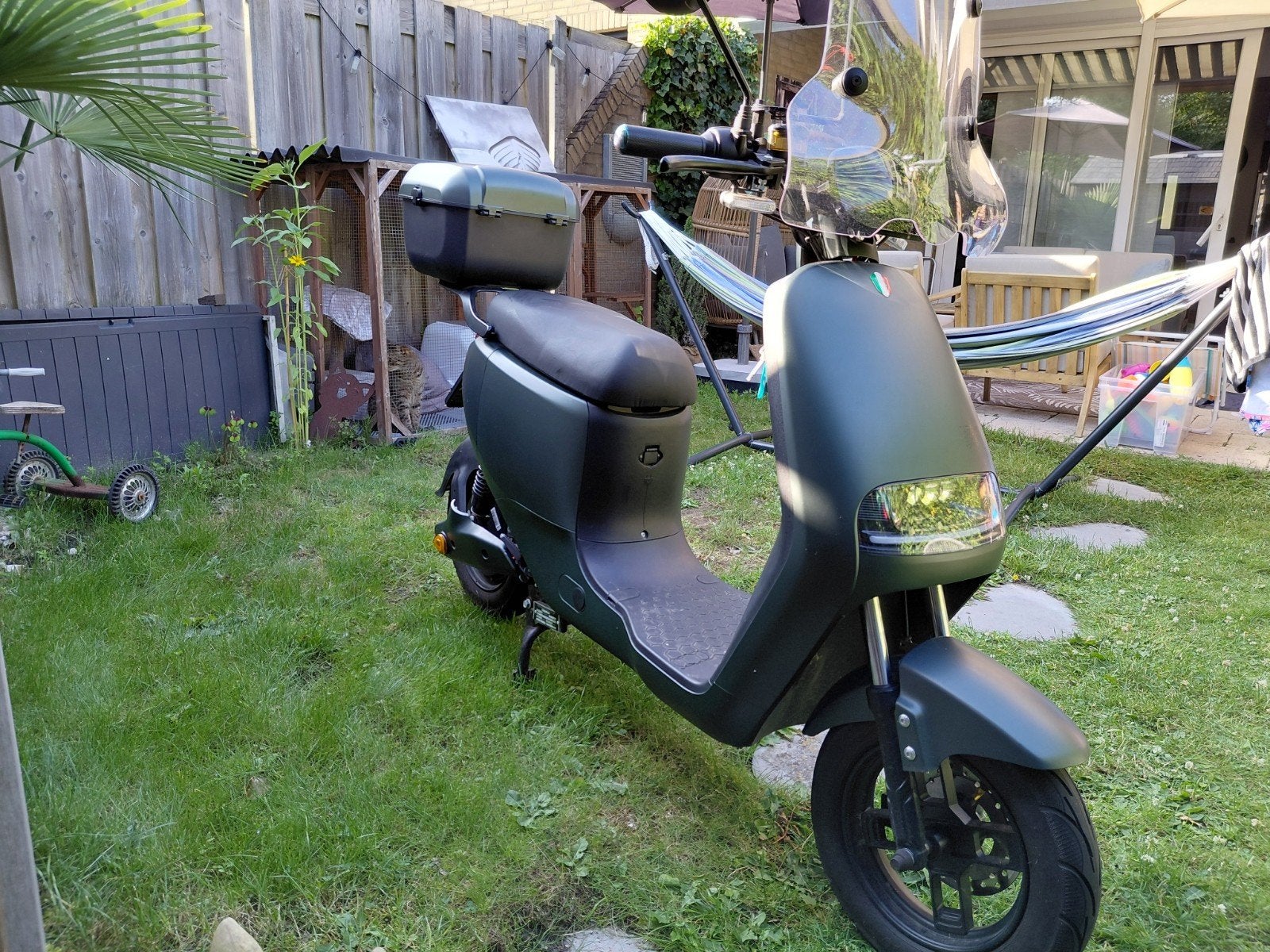 Z.g.a.n. scooter Senzo Balance Matgroen. Met maar 995 km.!, Fietsen en Brommers, Scooters | Overige merken, Ophalen, Maximaal 45 km/u