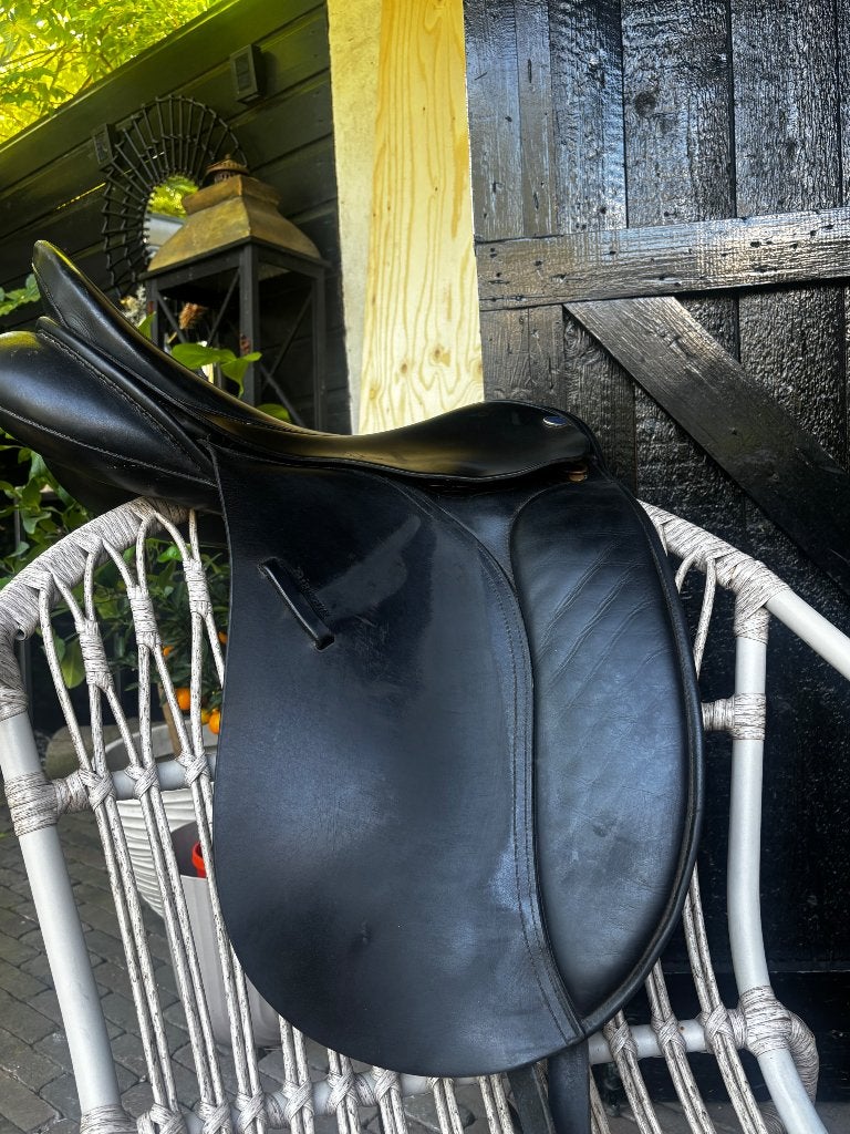 Dressuurzadel Euroriding Diamant, Dieren en Toebehoren, Paarden en Pony's | Zadels, Ophalen, Dressuur, XL (18 inch of meer), Euroriding