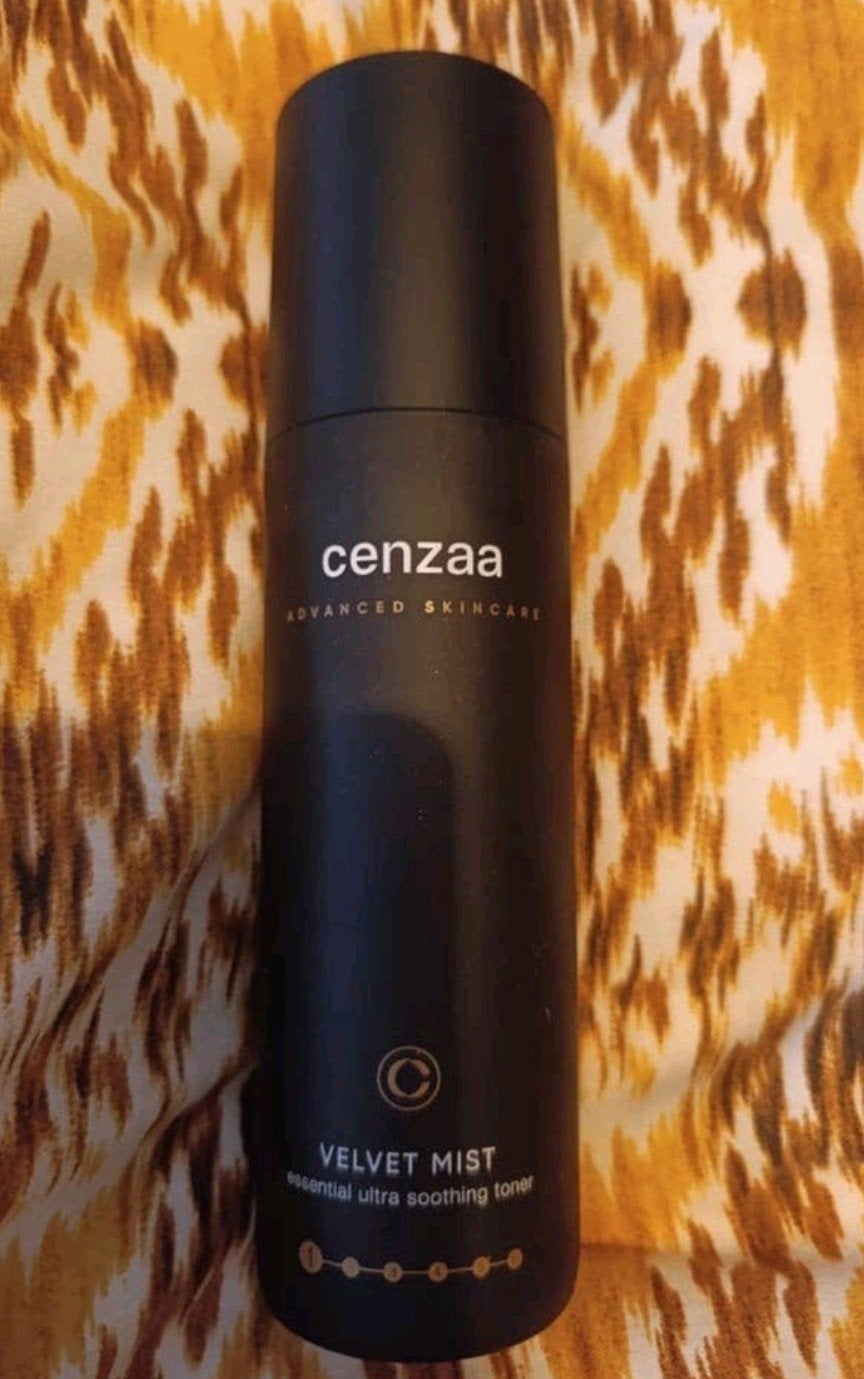 Cenzaa skincare essential mist soothing toner spray 200 ml, Sieraden, Tassen en Uiterlijk, Ophalen of Verzenden, Nieuw, Gehele gezicht