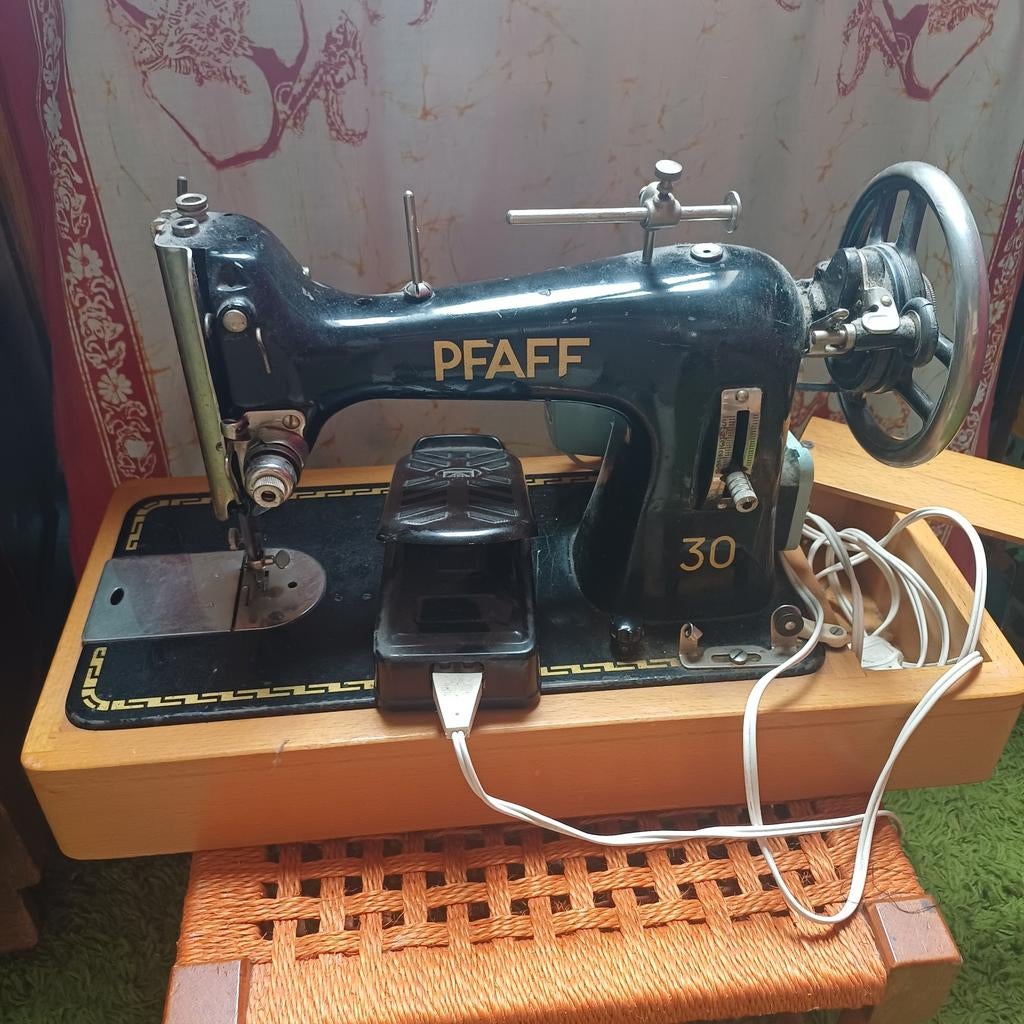 Vintage Pfaff 30 Naaimachine, Ophalen of Verzenden