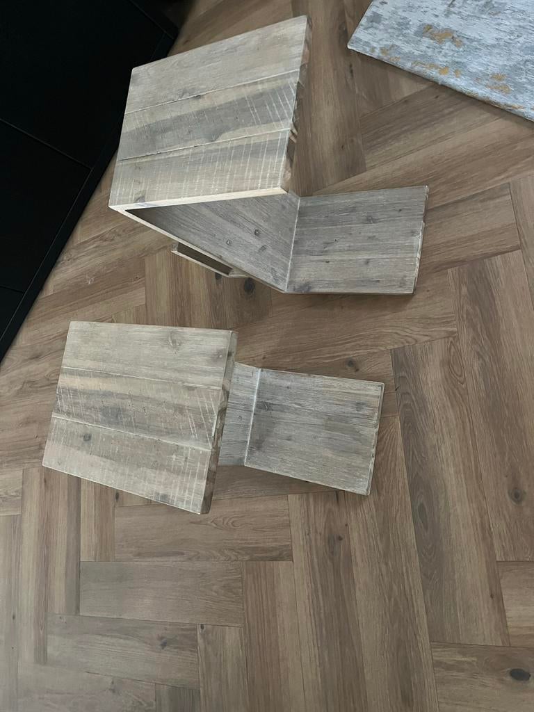 Bijzettafel 2 stuks acacia hout, 45 tot 60 cm, Minder dan 55 cm, Gebruikt, Ophalen of Verzenden
