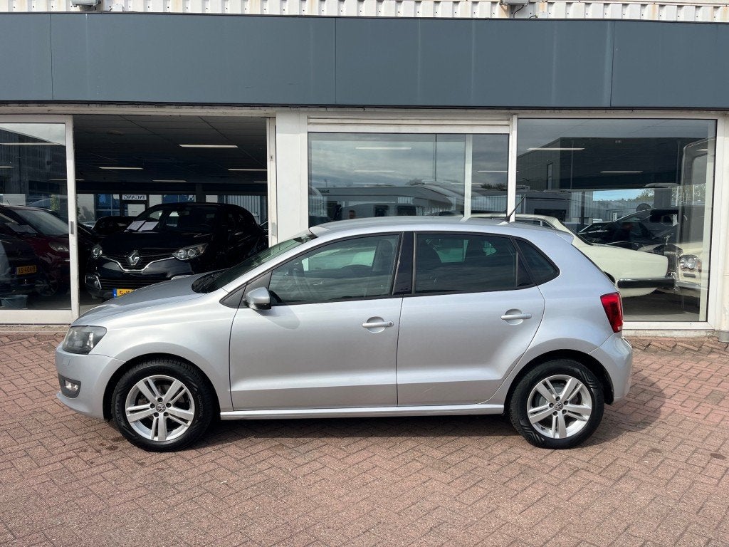 Volkswagen POLO 1.2 12V Trendline Clima Cruise CarPlay, Voorwielaandrijving, Euro 5, 967 kg, 1198 cc
