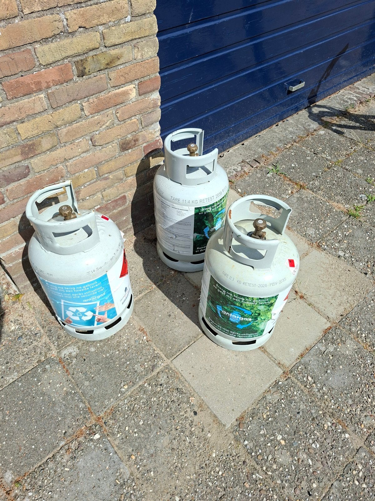 Lege gasflessen, Ophalen