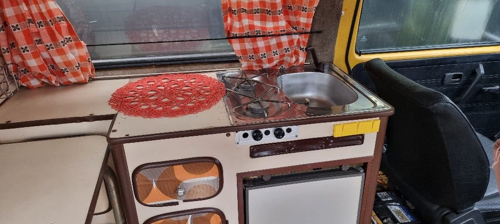 Wegenbelastingvrije volkswagen t3 bus camper, foto 4