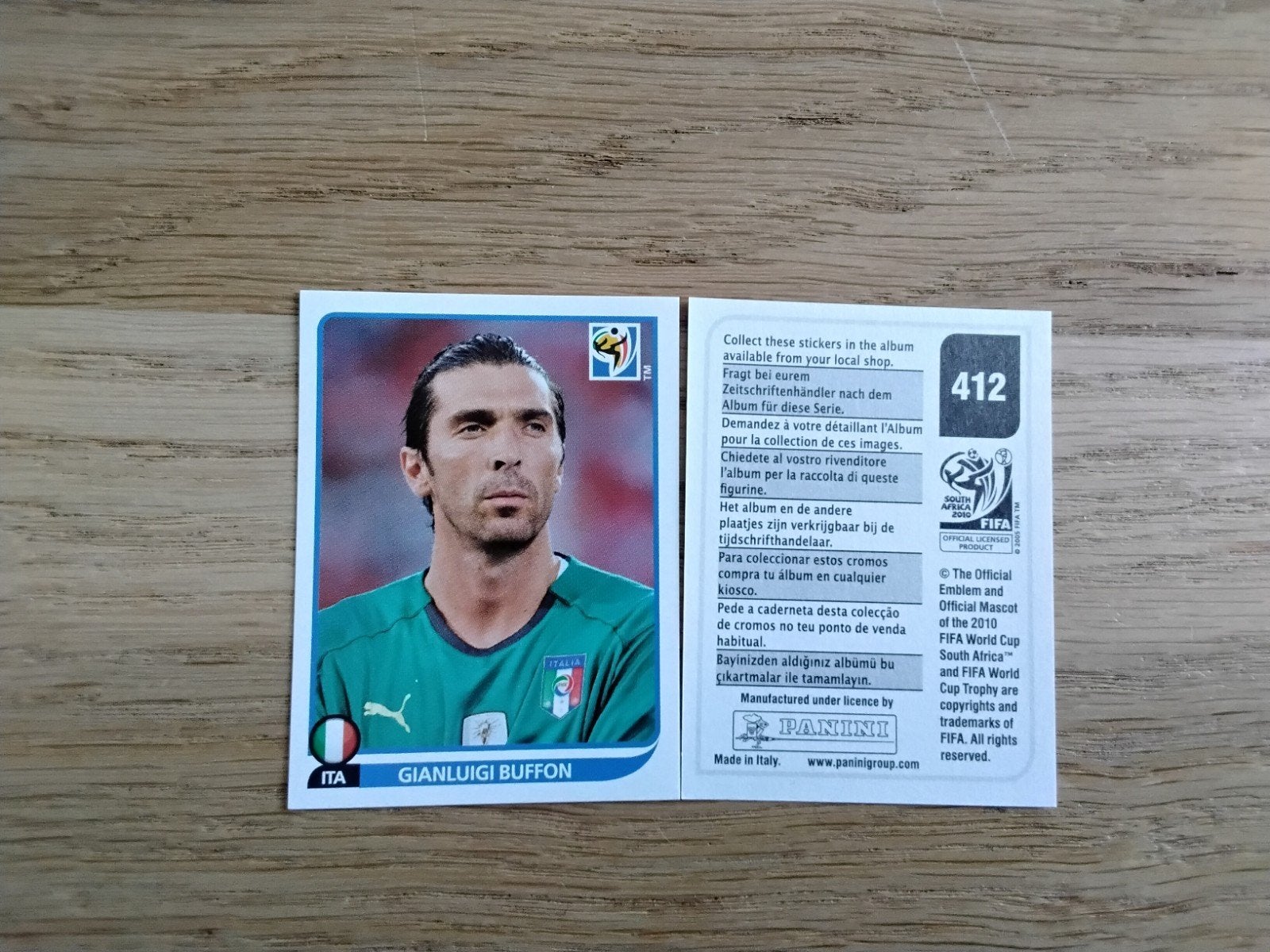 Panini FIFA WK 2010 Sticker - Gianluigi Buffon, Ophalen of Verzenden, Zo goed als nieuw, Poster, Plaatje of Sticker