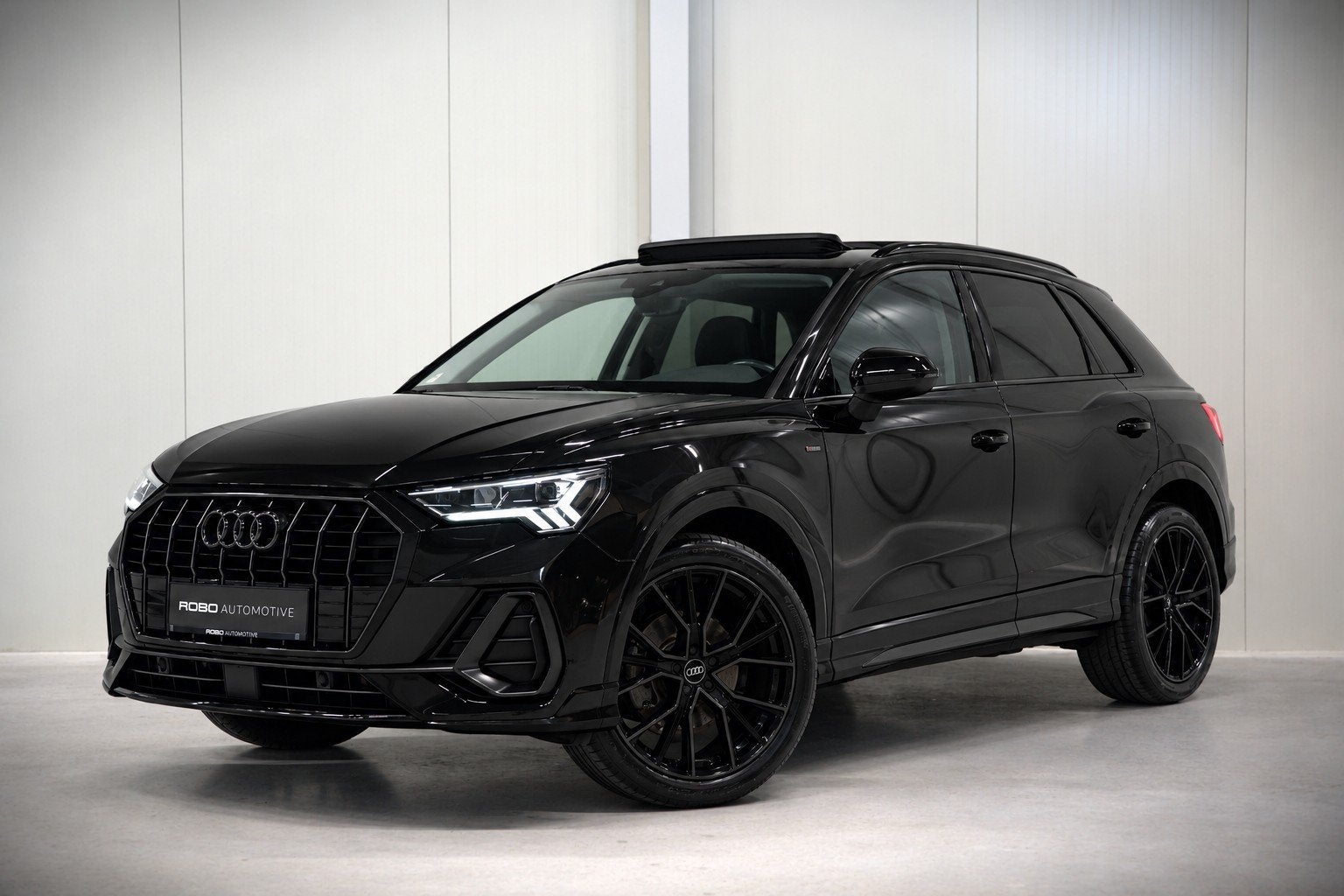 Audi Q3 35 TFSI S Line Pro Line S S-Line | Panoramadak | Sto, Auto's, Dealer onderhouden, 4 cilinders, 150 pk, Zwart