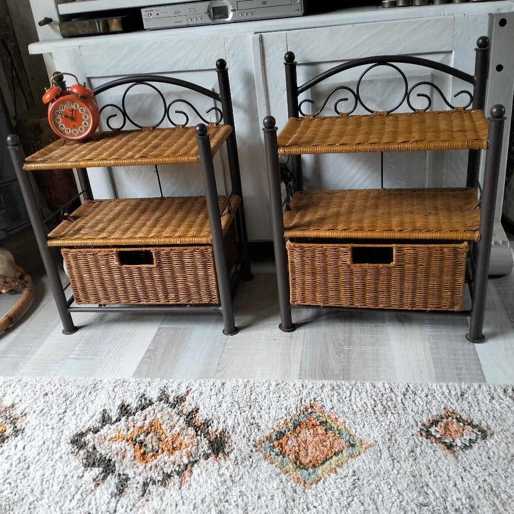 nachtkastjes landelijk, Huis en Inrichting, Overige materialen, Gebruikt, Minder dan 45 cm, 55 tot 70 cm