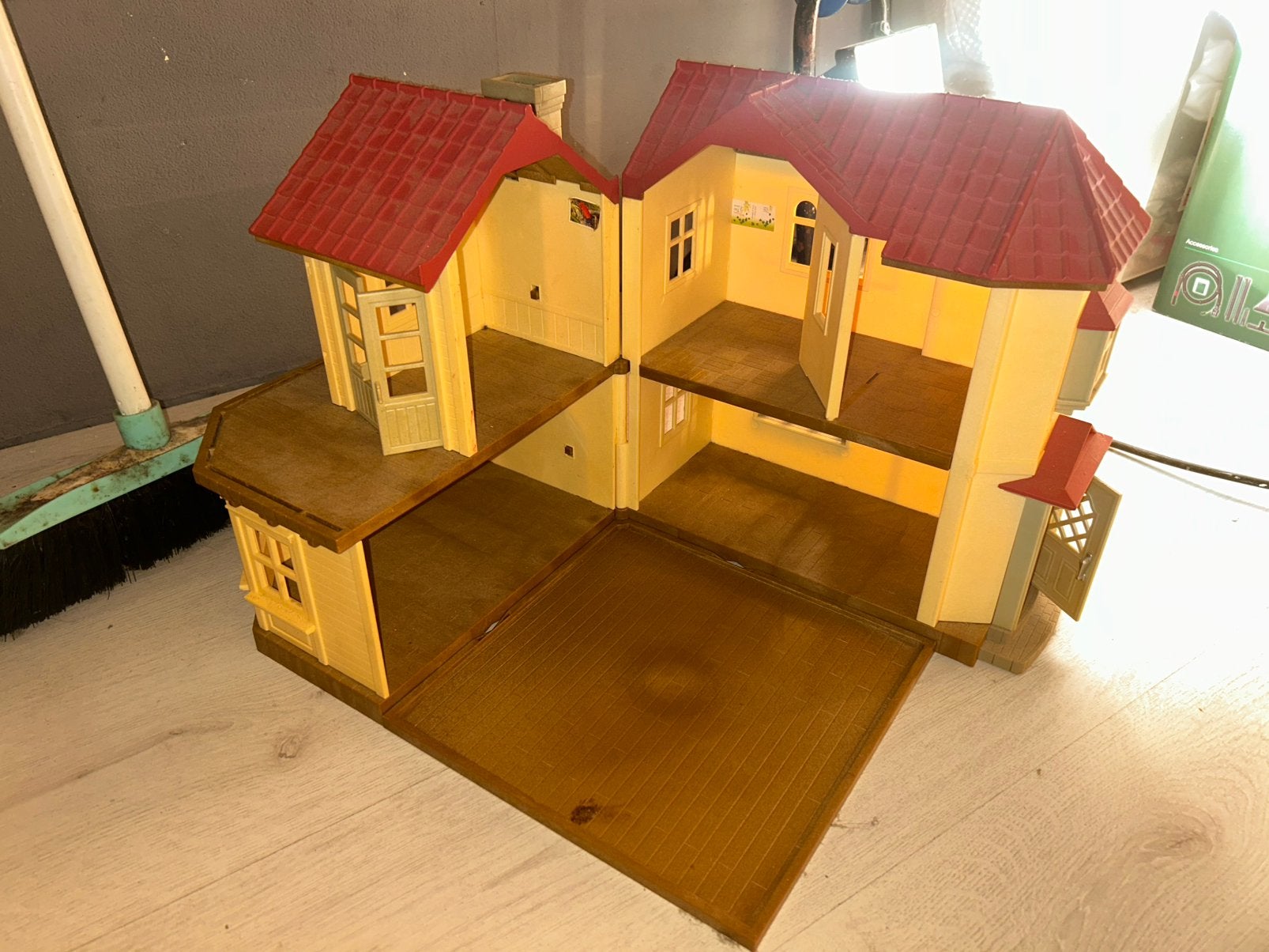 Sylvanian Families, Kinderen en Baby's, Speelgoed | Poppenhuizen, Ophalen, Zo goed als nieuw, Poppenhuis