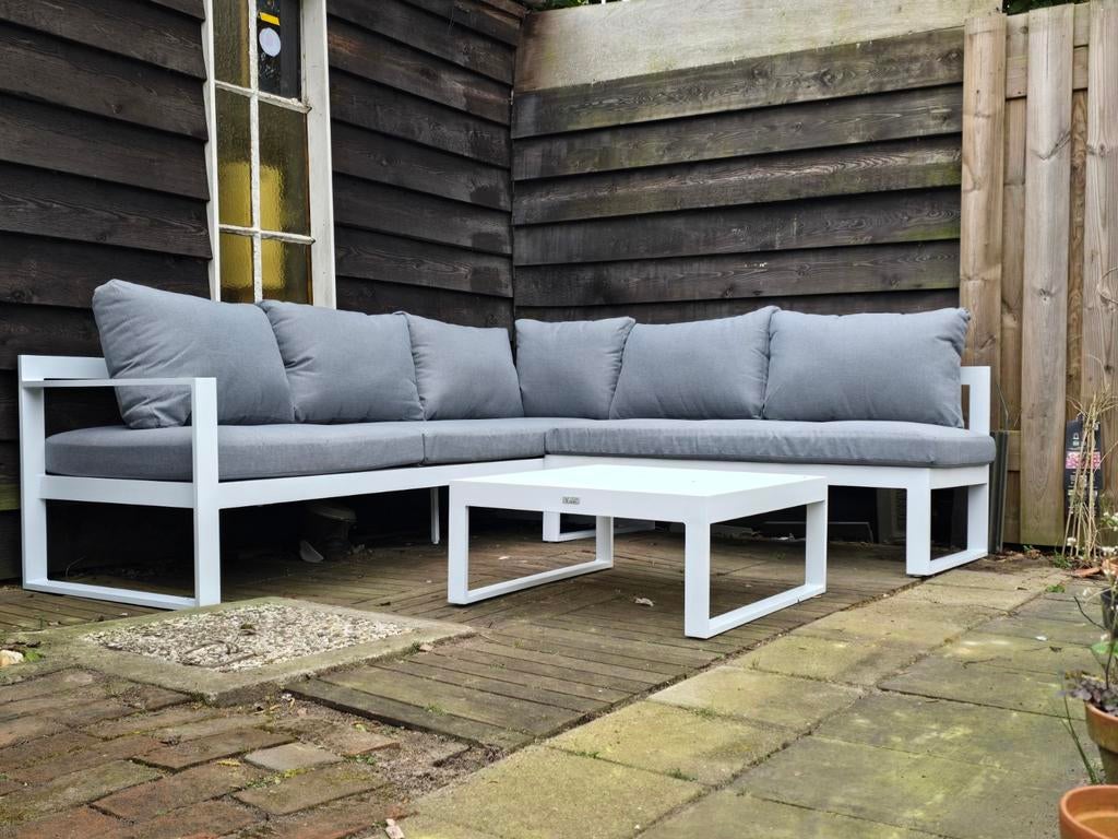 Loungebank met tafeltje nieuw in doos, Tuin en Terras, Ophalen, Nieuw, Aluminium, 5 zitplaatsen
