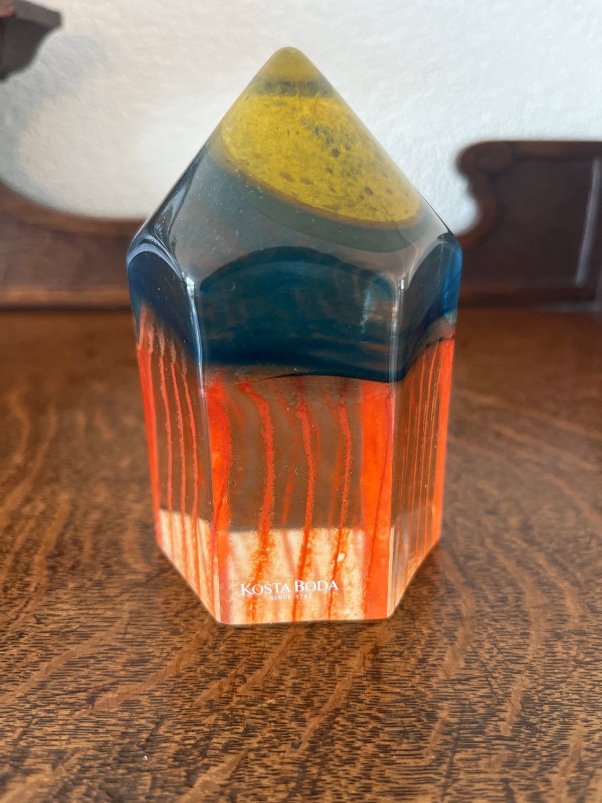 Kosta Boda Glazen Obelisk - Oranje, Blauw, Geel, Ophalen
