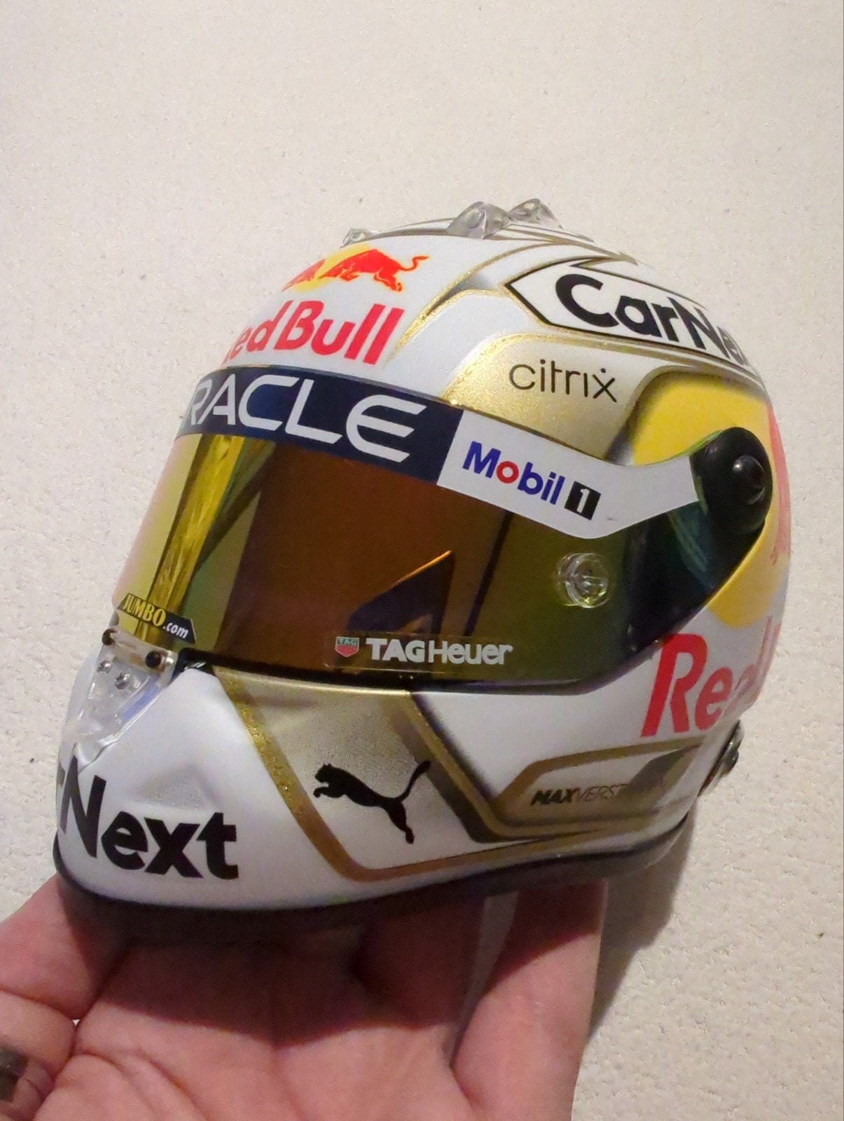 Max Verstappen Red Bull F1 helm schaalmodel 1:2, Ophalen of Verzenden, Zo goed als nieuw, Formule 1
