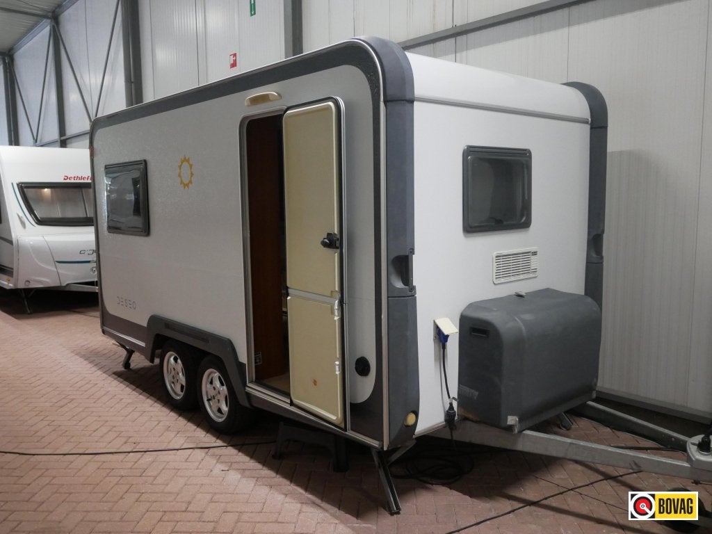 Knaus Deseo Transport Incl. Walker voortent, Tot en met 2, Bedrijf, Treinzit, 750 - 1000 kg