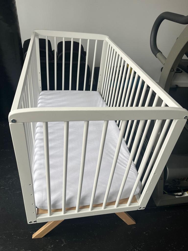 Born Lucky BabyBed Teresa 60 x 120 cm | verstelbaar, Ophalen, Zo goed als nieuw, Lattenbodem, Minder dan 140 cm