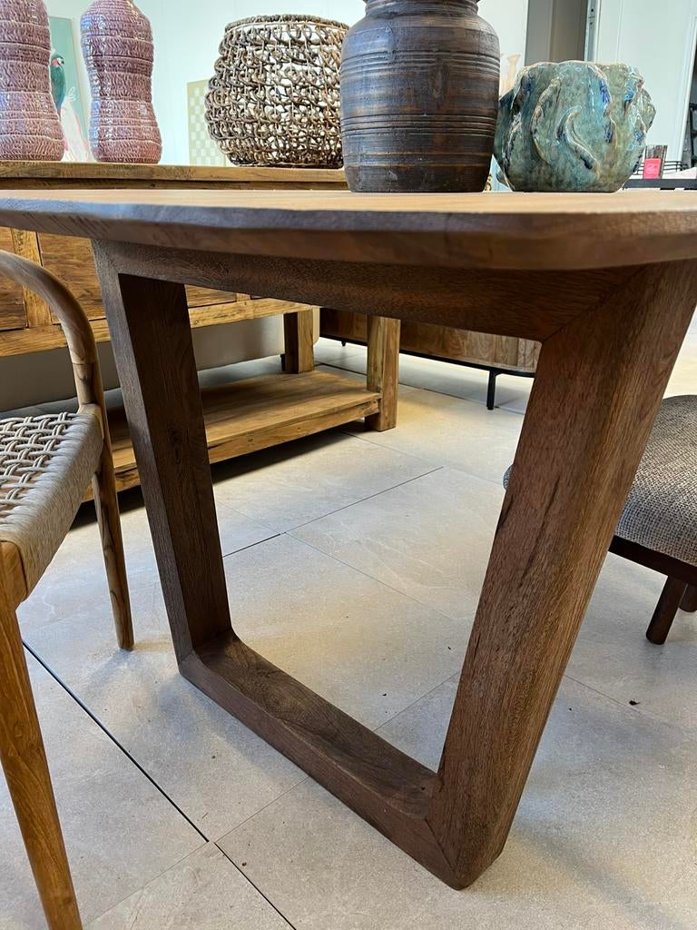 Magazijn leegverkoop eettafel deens ovaal Cortez mangohout, Nieuw, Ophalen of Verzenden, Info@wkhome.nl, Argonweg 20 Amersfoort
