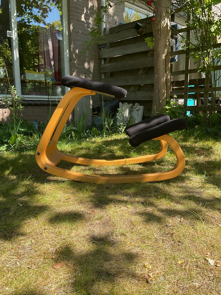 Ergonomische Kniestoel Zwart - Comfortabel en Stijlvol, Ophalen, Gebruikt, Zwart, Eén