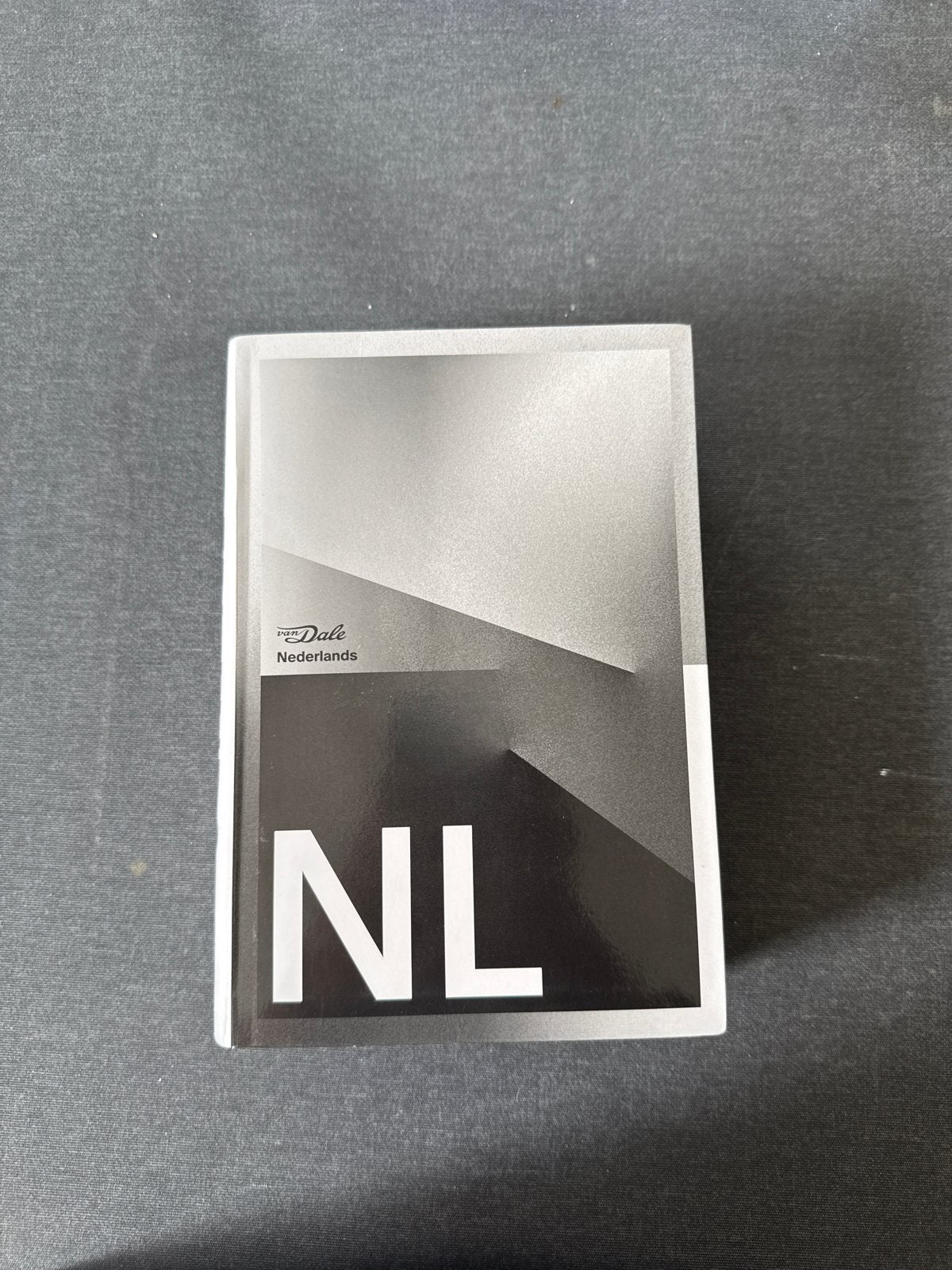 Van Dale Nederlands NL Woordenboek, Boeken, Woordenboeken, Nederlands, Ophalen of Verzenden, Zo goed als nieuw, Van Dale