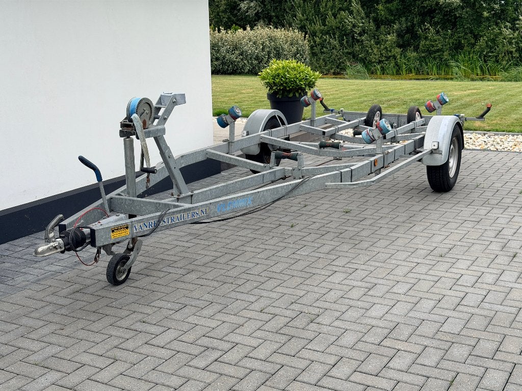 Vlemmix VBT boottrailer 1500 kg - geremd - weinig gebruikt, Watersport en Boten, Ophalen, Minder dan 1500 kg, Gebruikt, Sloepentrailer