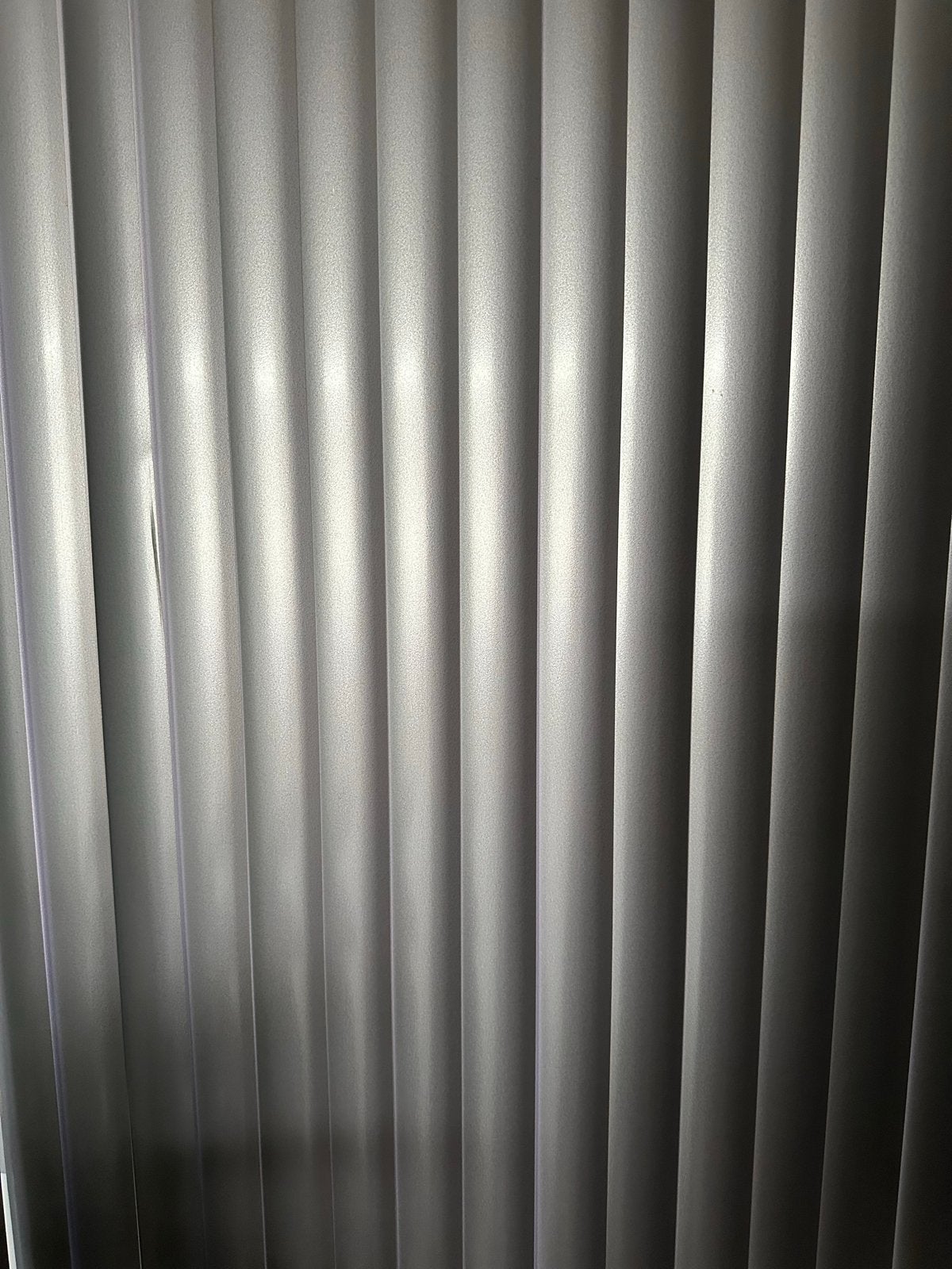 Lila aluminium lamellen - Stijlvolle raambekleding, Ophalen, Gebruikt, Lamellen, Lichtdoorlatend