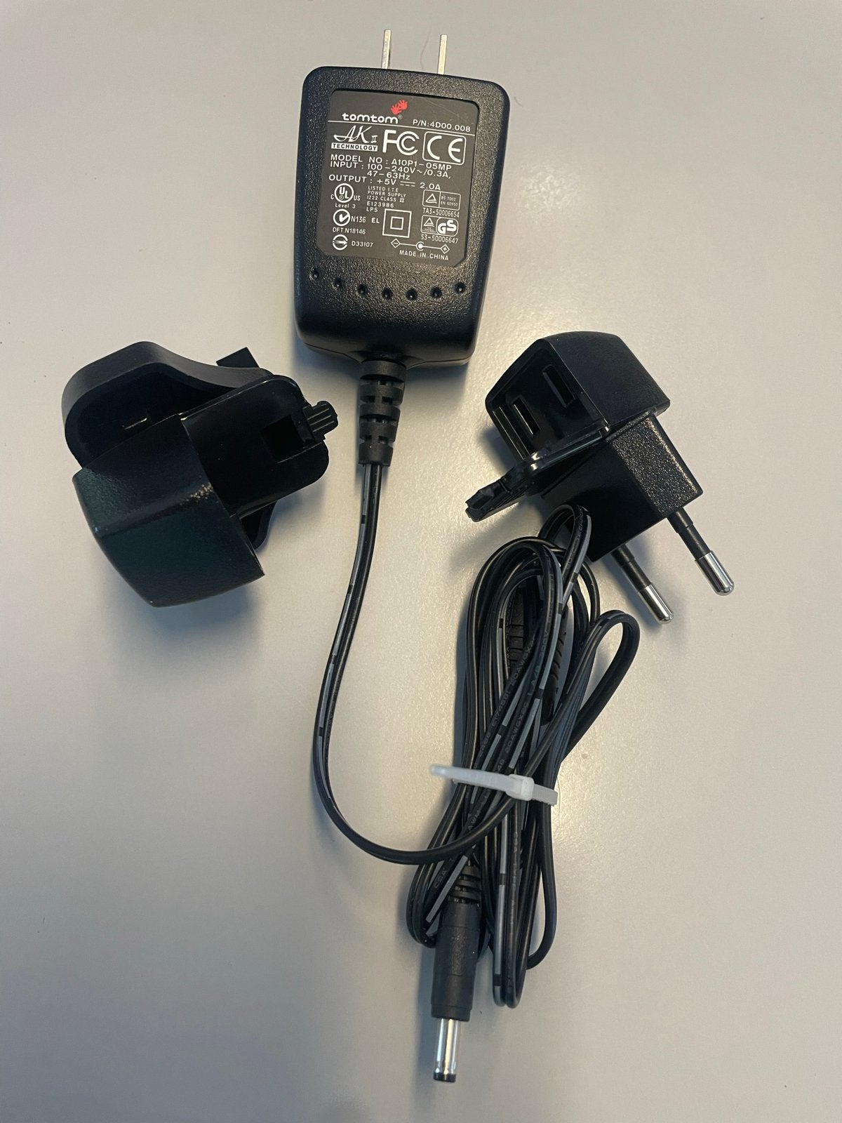 TomTom Oplader met Verwisselbare Stekkers (P/N: 4D00.008), Ophalen of Verzenden, Gebruikt