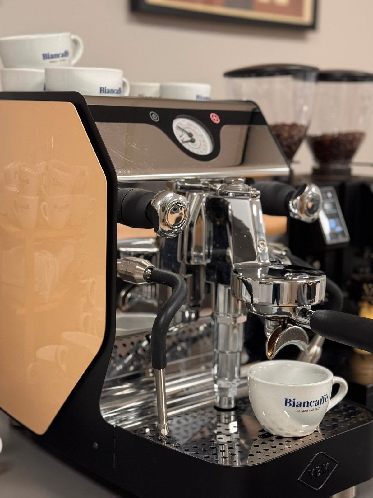 Vibiemme Professionele Espressomachine - Zo goed als nieuw, Espresso apparaat, 10 kopjes of meer, Zo goed als nieuw, Koffiebonen