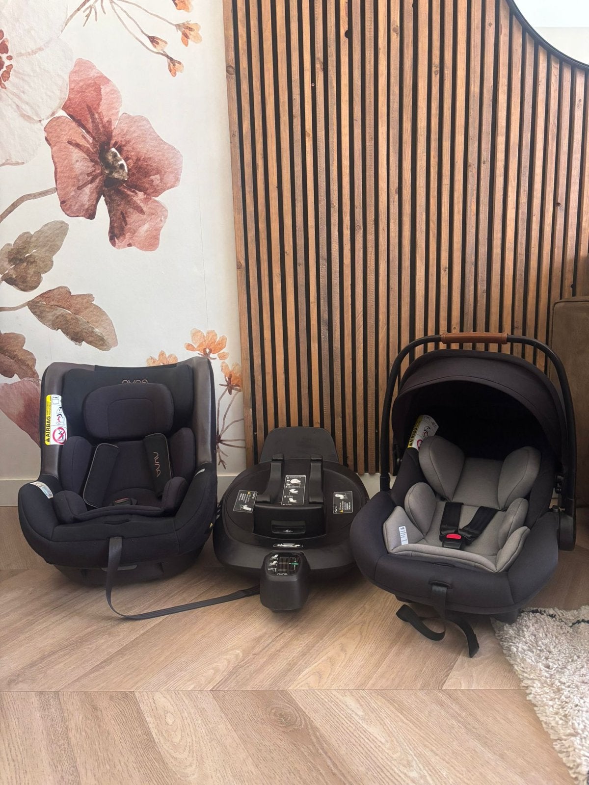 Complete Nuna set: 360 base, Maxi-Cosi en autostoel, Overige merken, Gebruikt, 0 t/m 18 kg, Verstelbare rugleuning