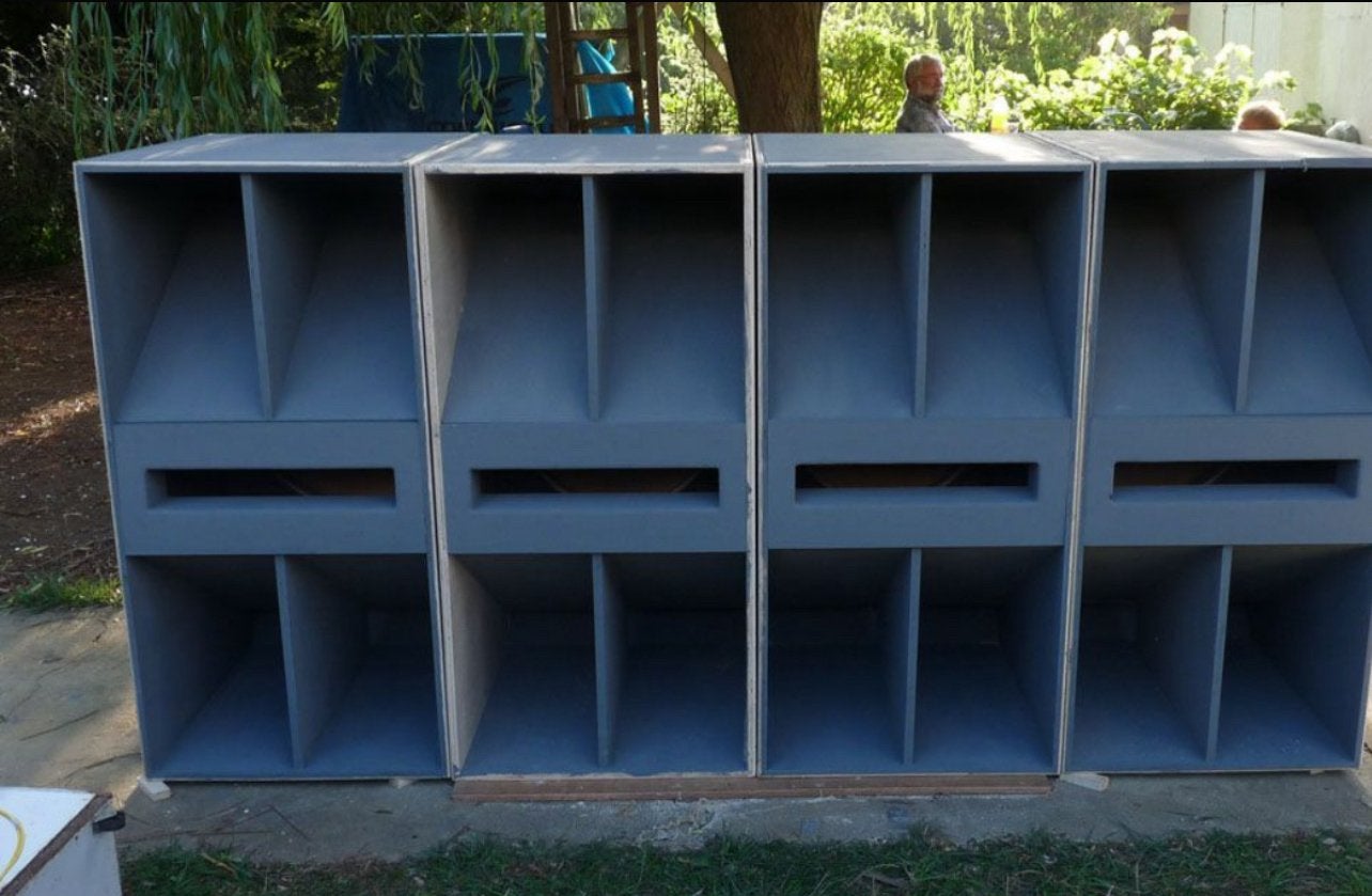 Gezocht W-bin subwoofer / kast, Ophalen, Subwoofer, Overige merken