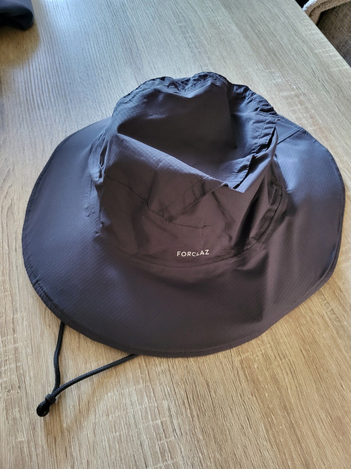 Forclaz Trek 900 Waterdichte Hoed - Donkergrijs (56-58cm), Kleding | Heren, Ophalen of Verzenden, Zo goed als nieuw, Forclaz, Hoed