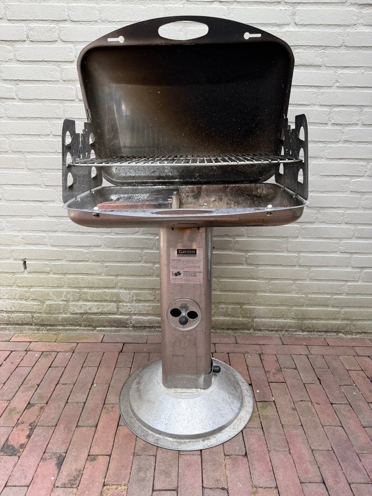 Garden Feelings BBQ – RVS, Ophalen, Zo goed als nieuw