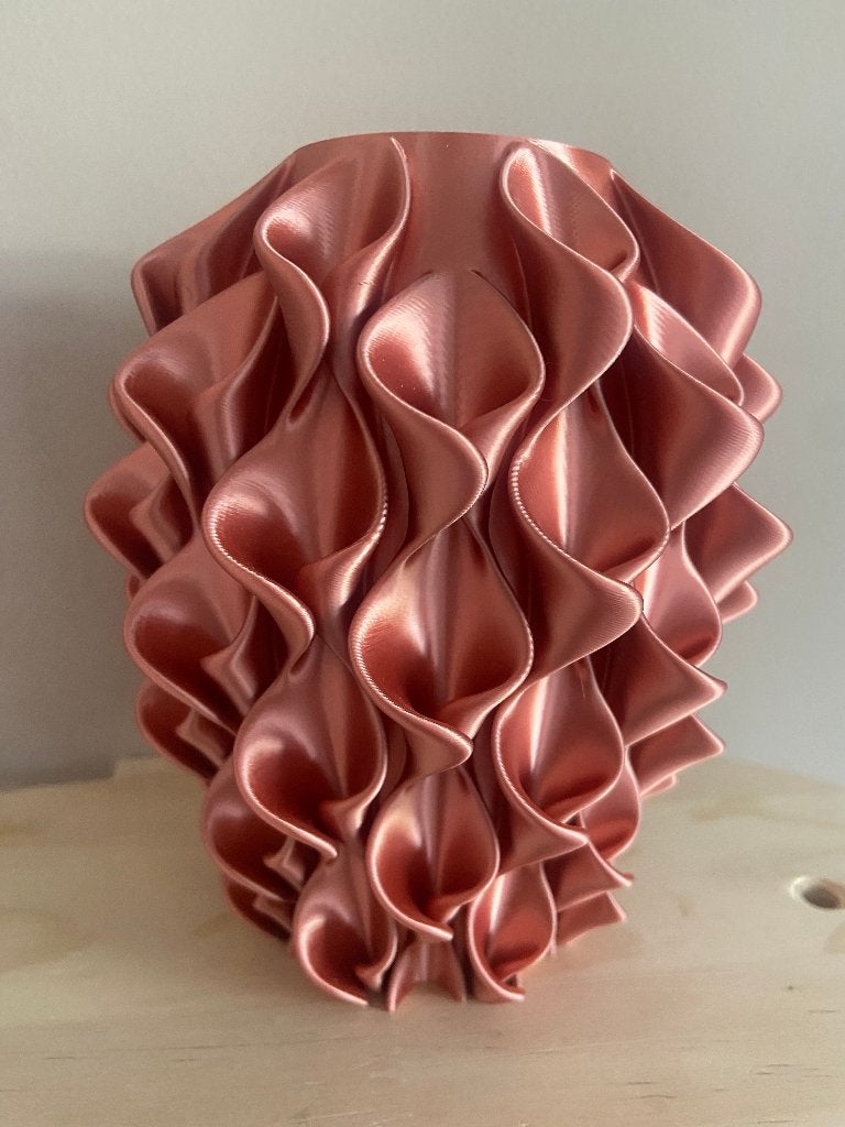3d geprinte moderne vaas koperkleur, Kunststof, Verzenden, 3D-geprint, Nieuw