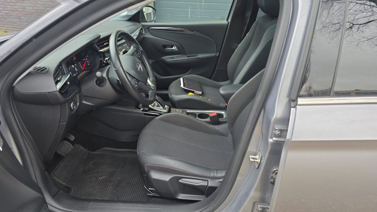 Opel Corsa 1.2 GS LINE PANO (bj 2019, automaat), Gebruikt, Origineel Nederlands, 3 cilinders, Zilver of Grijs