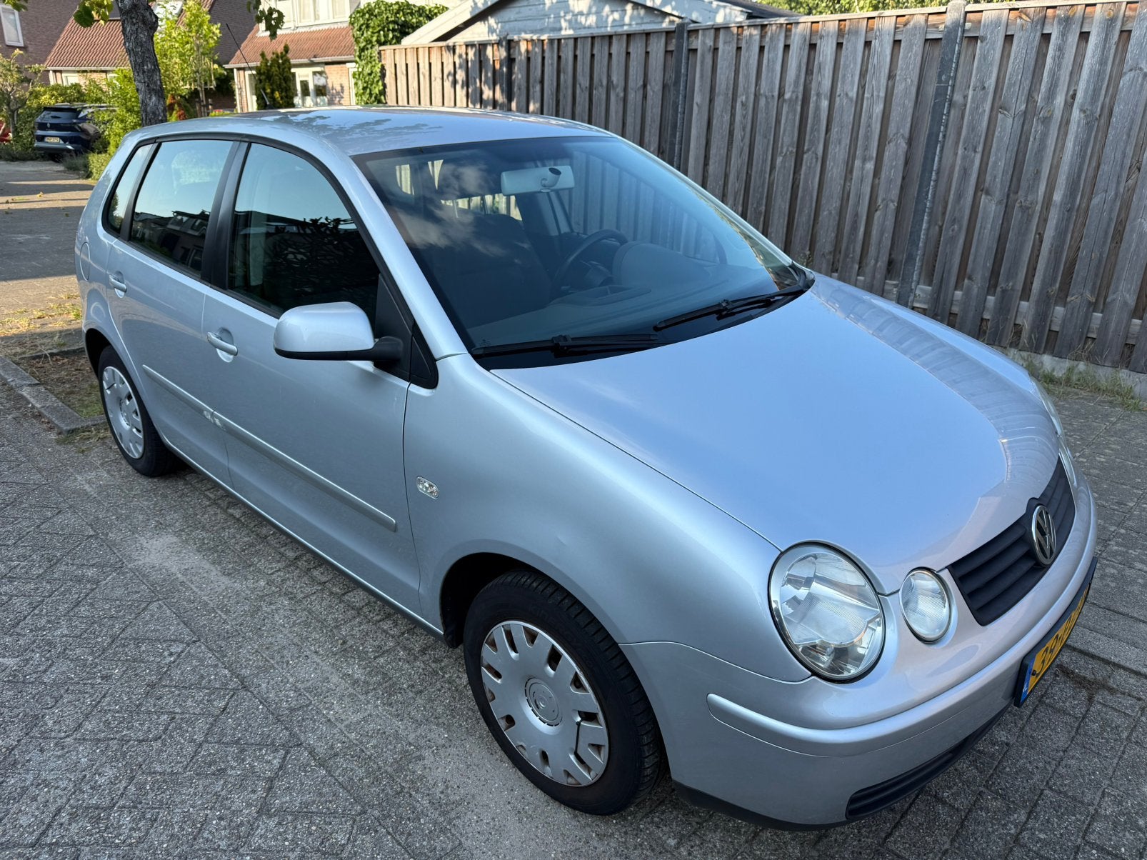 Volkswagen Polo 1.4 55KW 2005 Grijs, Voorwielaandrijving, 15 km/l, 4 cilinders, Origineel Nederlands