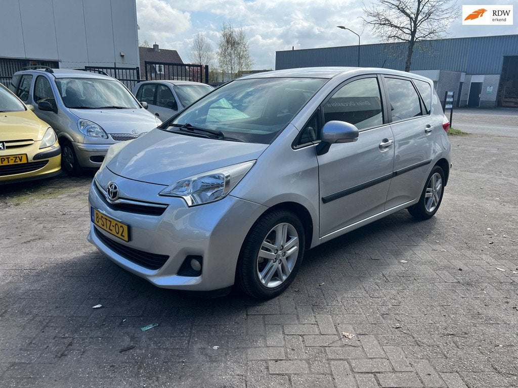 Toyota Verso-S 1.3 VVT-i Dynamic, Auto's, Toyota, Bedrijf, Te koop, Verso-S, ABS, Achteruitrijcamera, Airbags, Airconditioning