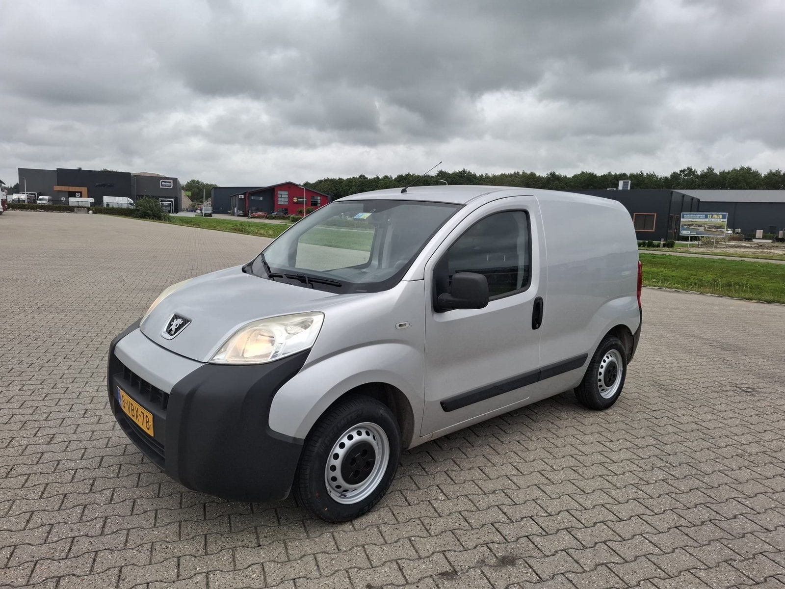 Peugeot Bipper 1.4 HDI 2009 Airco Nieuwe Apk 4 Nieuwe banden, Voorwielaandrijving, Stof, 600 kg, Zwart