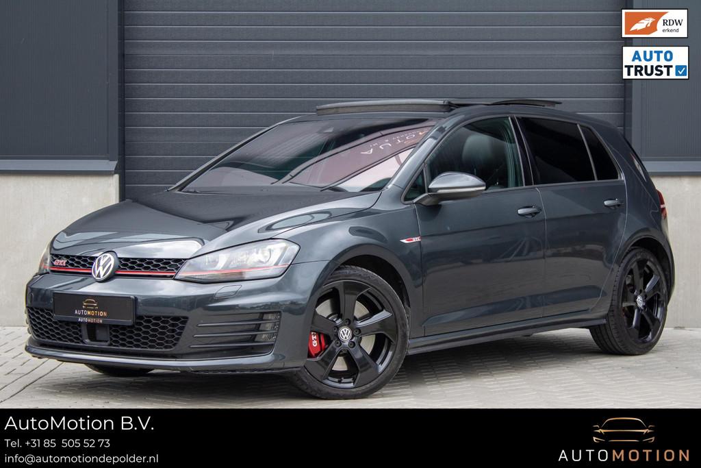 Volkswagen Golf 2.0 TSI GTI Performance PANO CAMERA LEDER AC, Gebruikt, 4 cilinders, Leder, Bedrijf