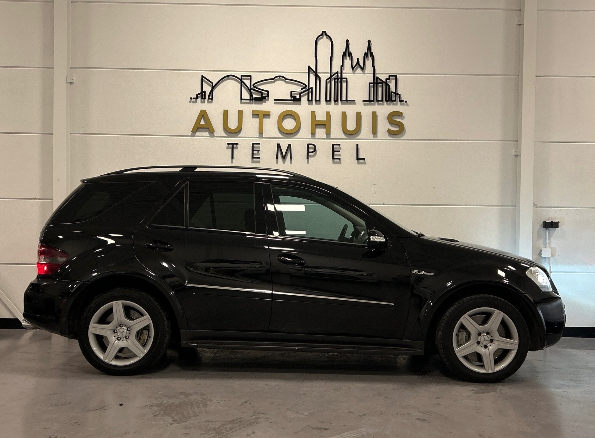 Mercedes-Benz M-klasse AMG 63 BTW Pano Leder Cruise Climate, Auto's, Mercedes-Benz, Automaat, Gebruikt, Zwart, Leder