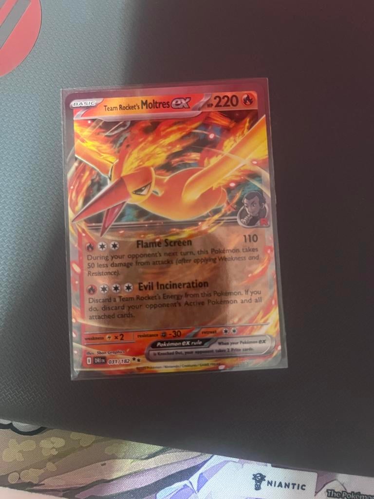 Team Rocket's Moltres ex 031/182 Pokemon kaart, Ophalen of Verzenden, Zo goed als nieuw, Losse kaart