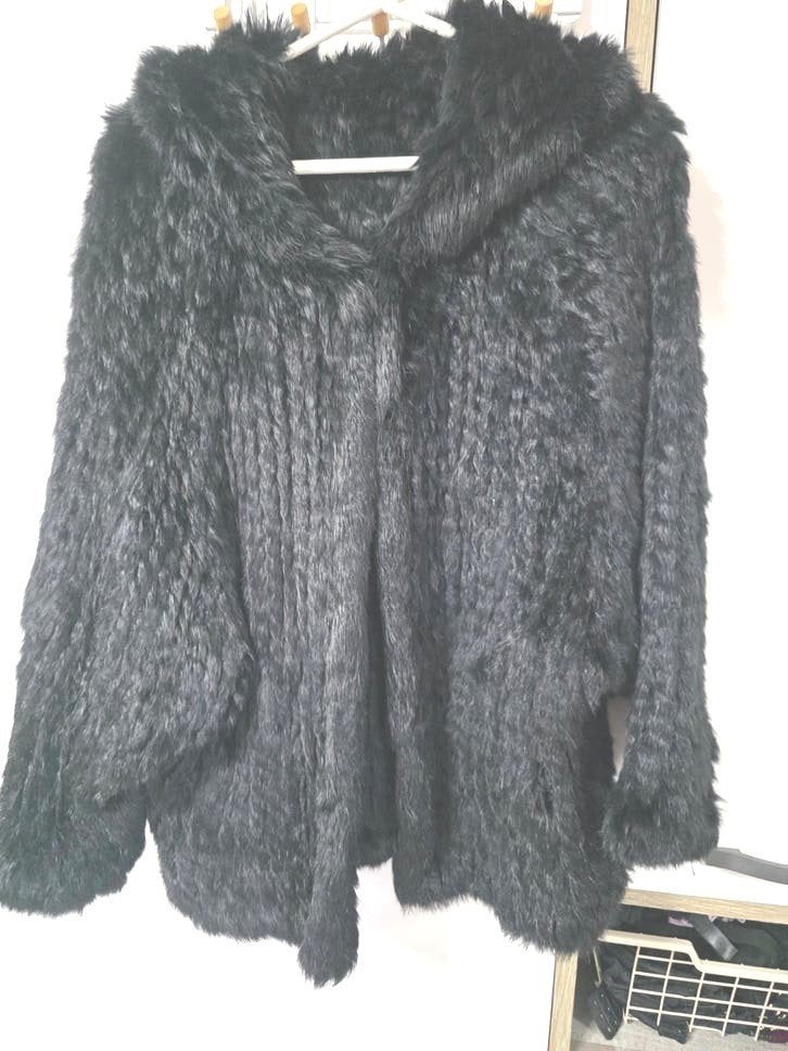 Gebreide bont vest/ jasje van  echt bont, Ophalen, Nieuw, Maat 42/44 (L), Zwart