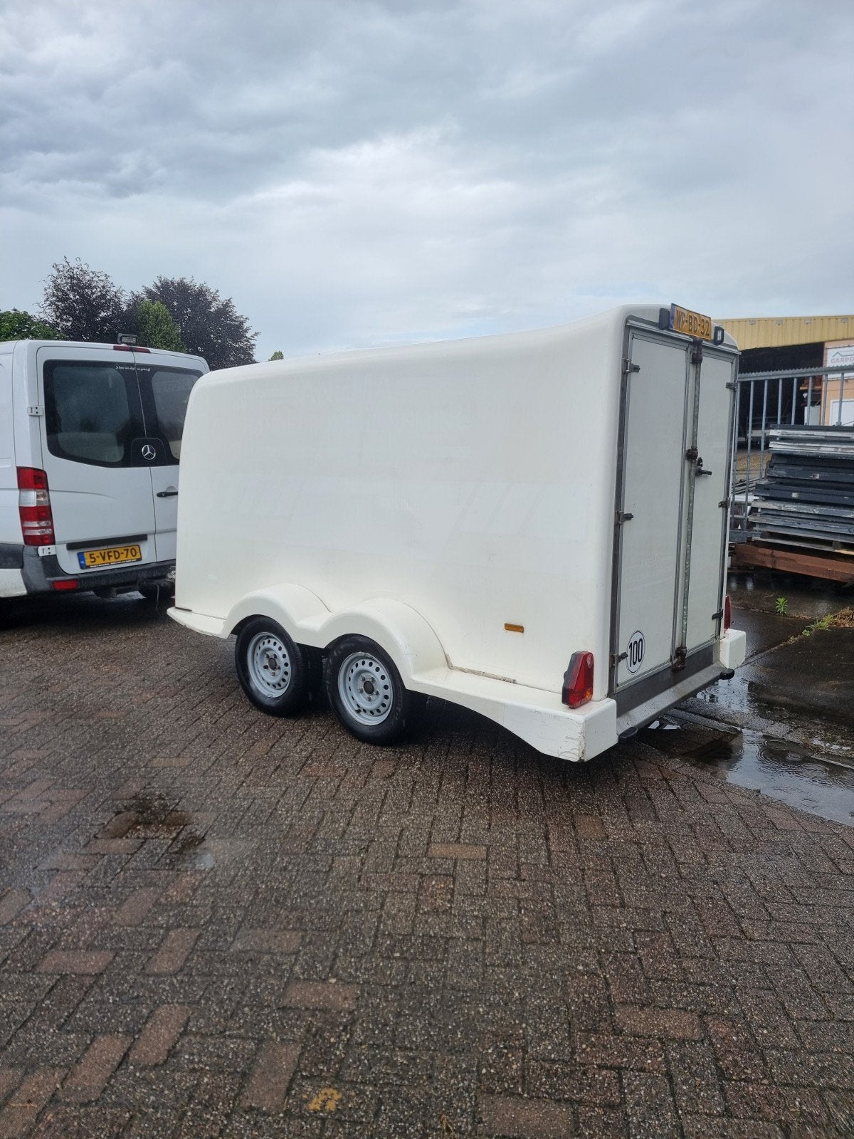 Titan Jelsum TA Gesloten Aanhangwagen 2000kg prijs excl btw, Ophalen, Gebruikt