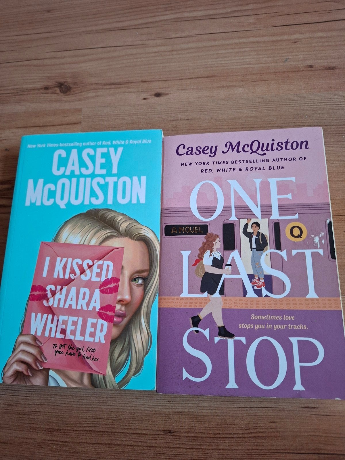 Casey mc Quiston ,2 boeken, Ophalen of Verzenden, Zo goed als nieuw