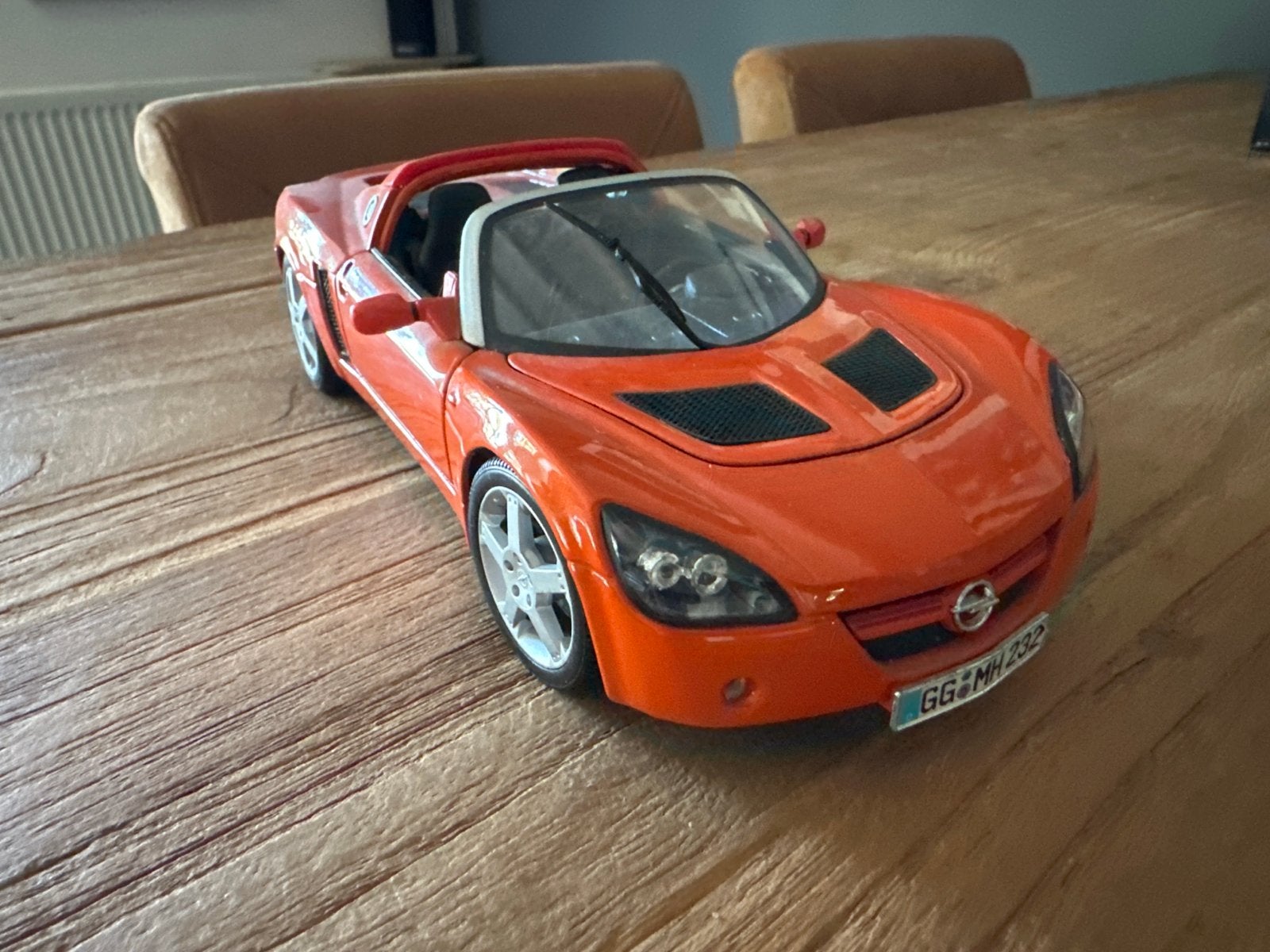 Opel Speedster modelauto - 1:18 Maisto, Hobby en Vrije tijd, Overige merken, Gebruikt, Auto, Groter dan 1:32