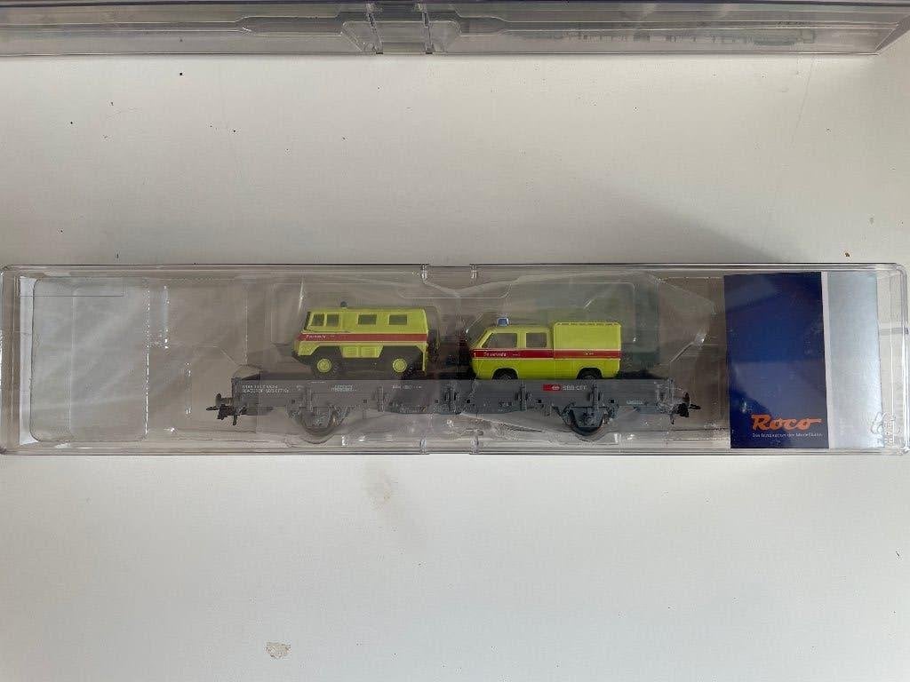 ROCO SBB Ks met twee brandweerwagens, Hobby en Vrije tijd, Gelijkstroom, Ophalen of Verzenden, Roco, Nieuw