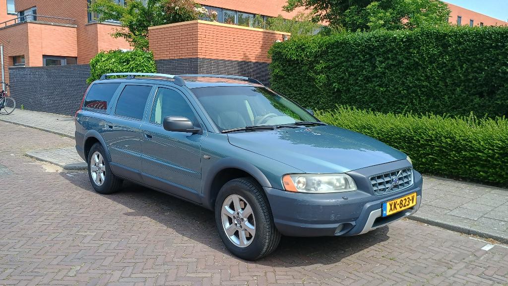 Volvo XC70 2.5 T AWD Geartronic 2004 Groen, Automaat, Beige, XC70, 2521 cc