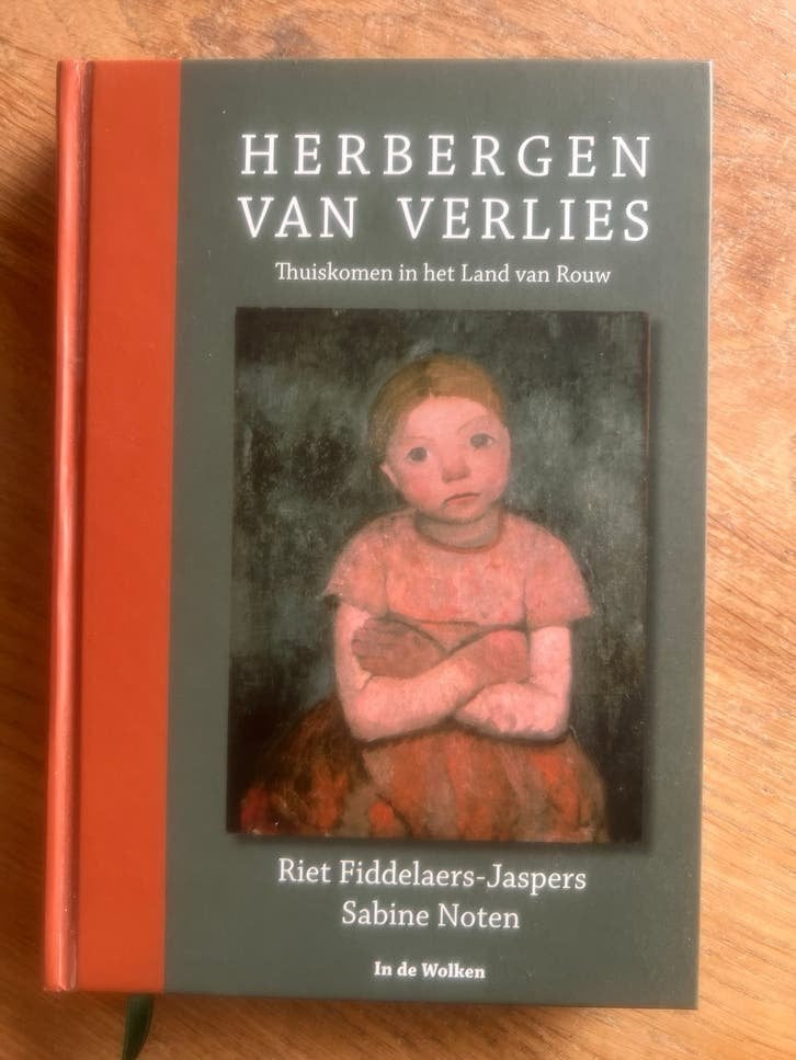 Riet Fiddelaers-Jaspers - Herbergen van verlies, Riet Fiddelaers-Jaspers; Sabine Noten, Ophalen of Verzenden, Zo goed als nieuw
