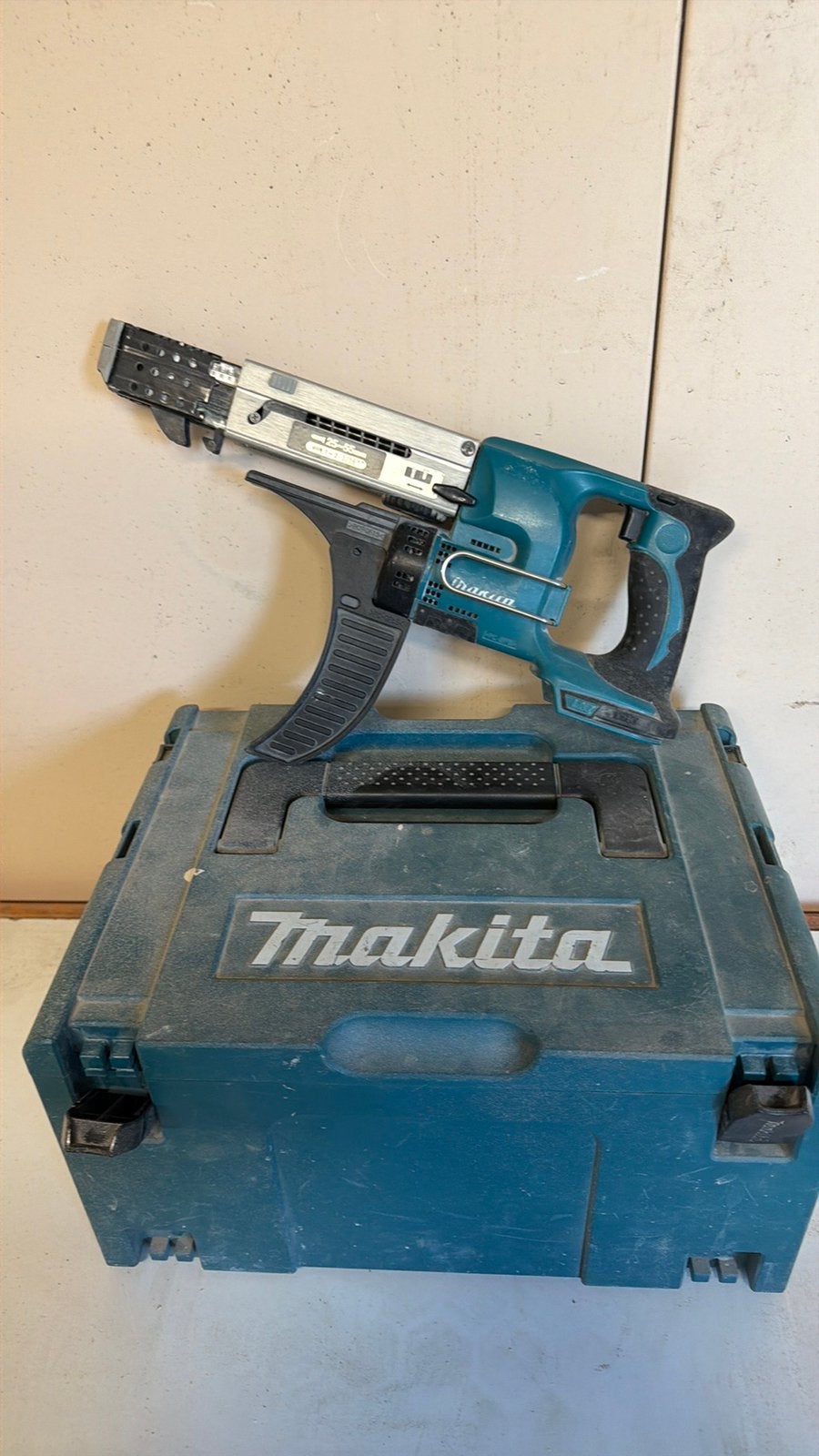 Makita gipsschroevmachine 18v, Doe-het-zelf en Verbouw, Gereedschap | Boormachines, Ophalen of Verzenden, Zo goed als nieuw, Boor- en Schroefmachine