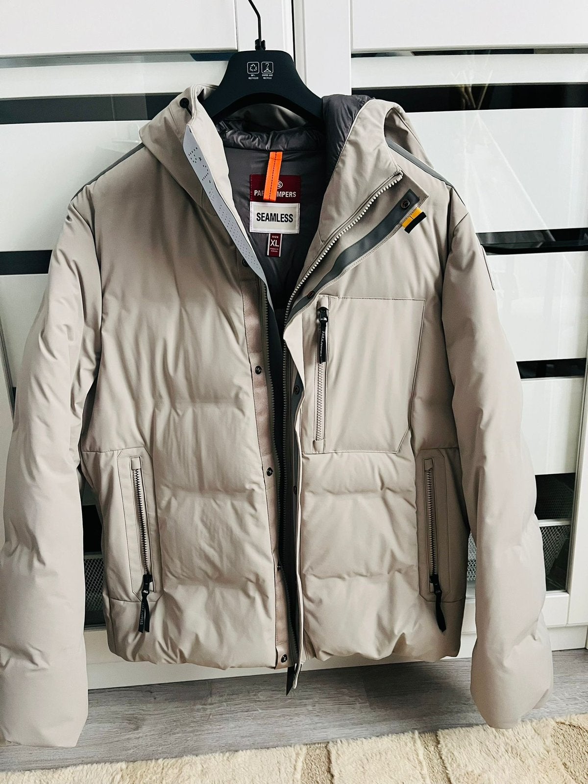 Parajumpers Seamles jas (origineel), Ophalen, Zo goed als nieuw, Maat 56/58 (XL), Grijs